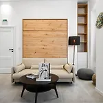 Lejlighed Joy Social