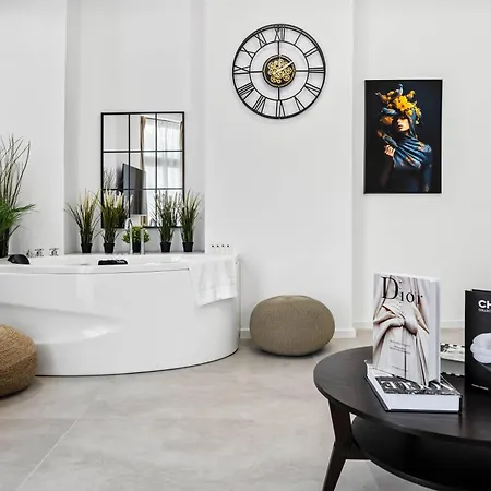 Joy Social Apartment *