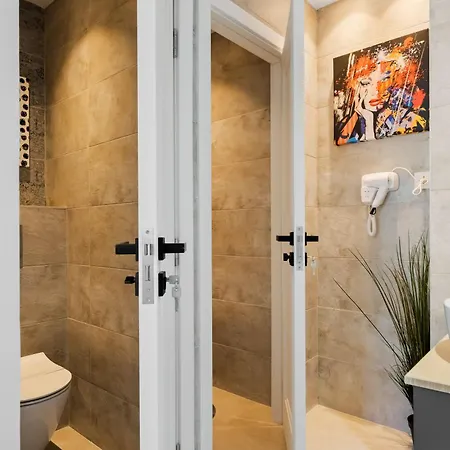 Joy Social Apartment *