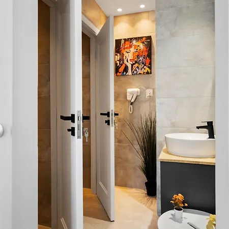 Joy Social Apartment *