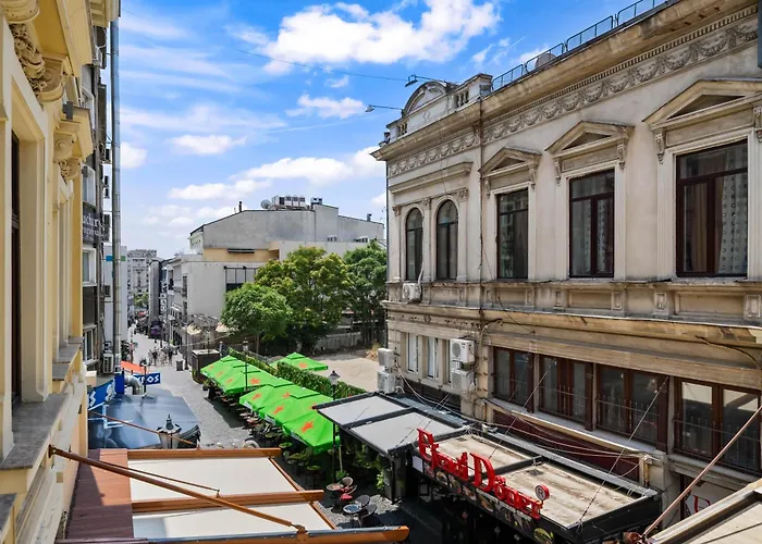 Joy Social * Bucureşti