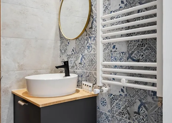 Joy Social * Bucureşti