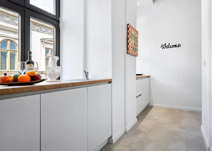 Apartament Joy Social