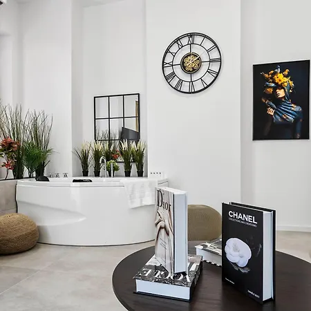 Joy Social בוקרשט